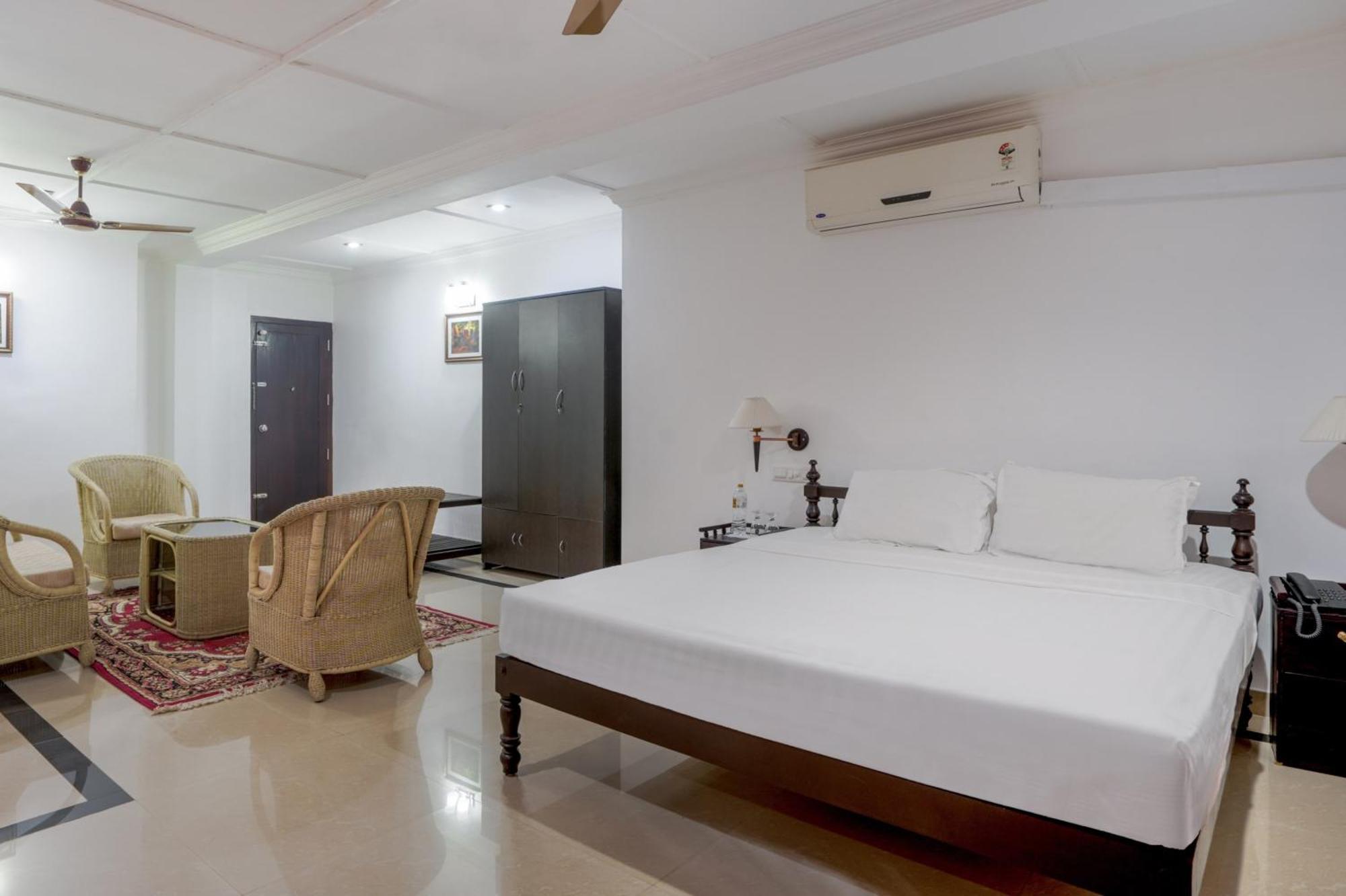 Palette Resorts- Tapovan Green County Thattakād 外观 照片