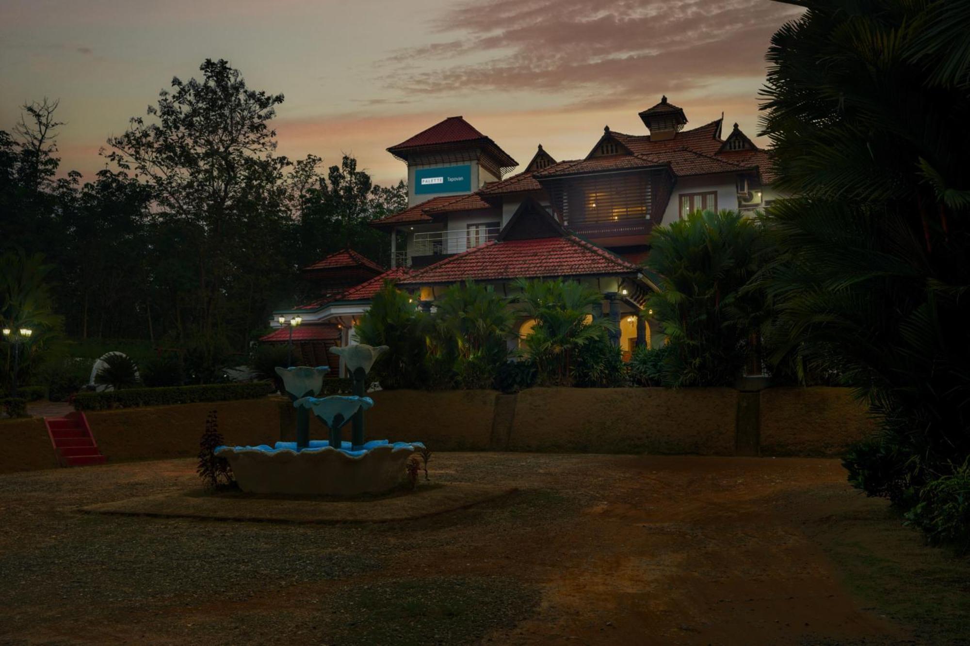 Palette Resorts- Tapovan Green County Thattakād 外观 照片