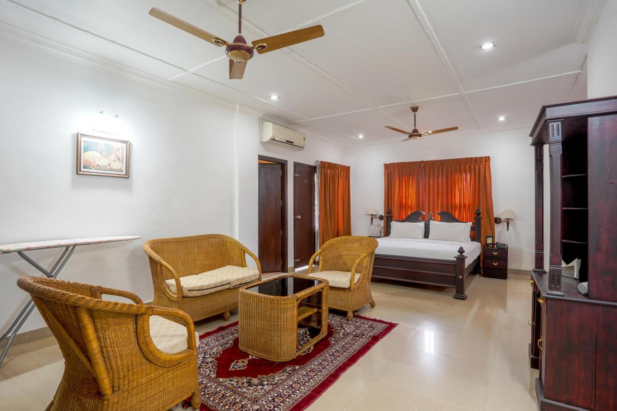 Palette Resorts- Tapovan Green County Thattakād 外观 照片
