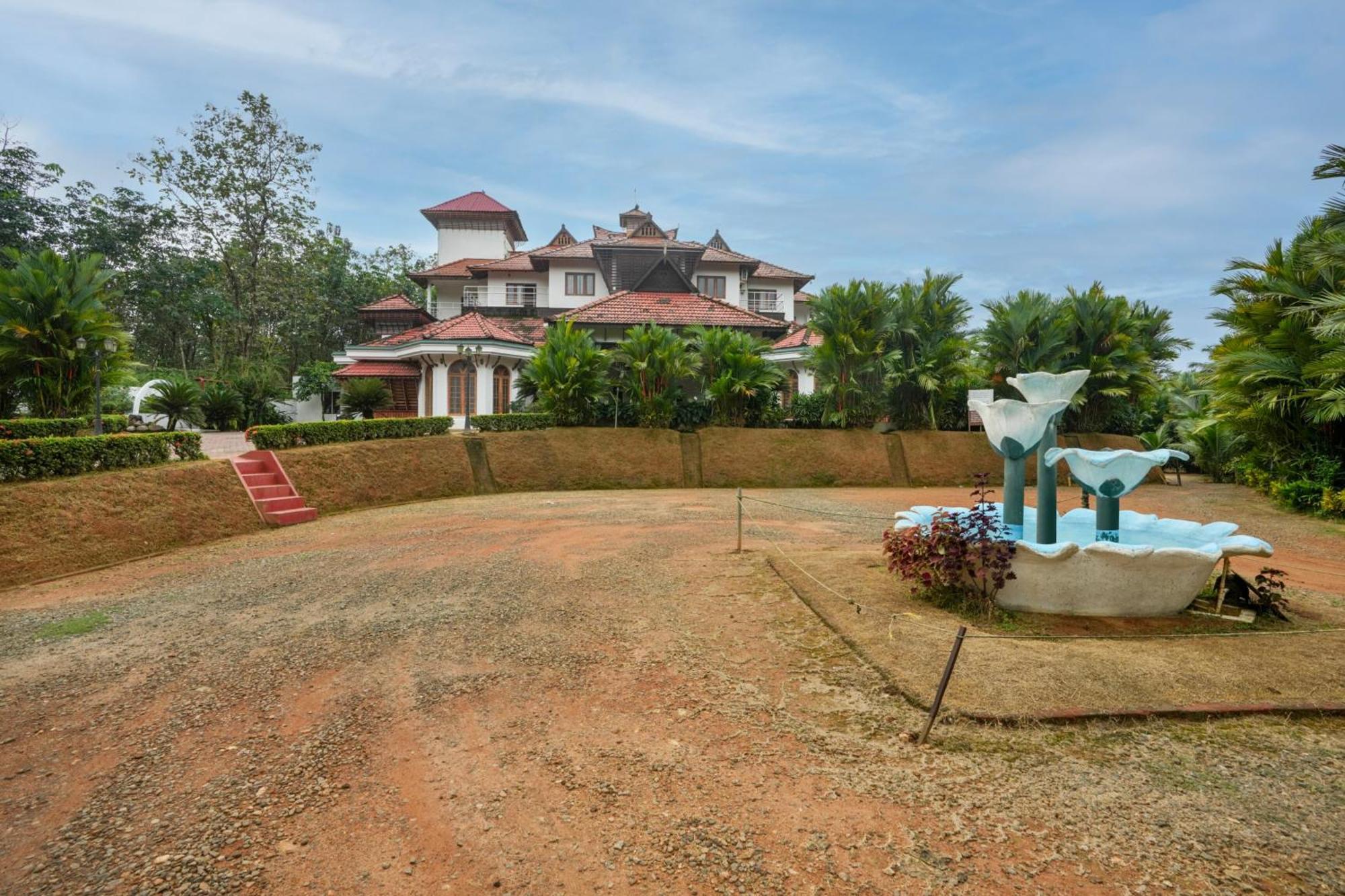 Palette Resorts- Tapovan Green County Thattakād 外观 照片